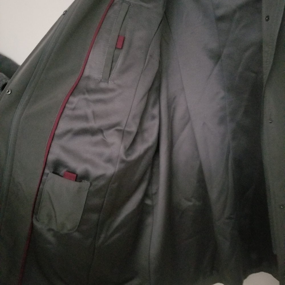 Rain jacket - Picture 5 of 6